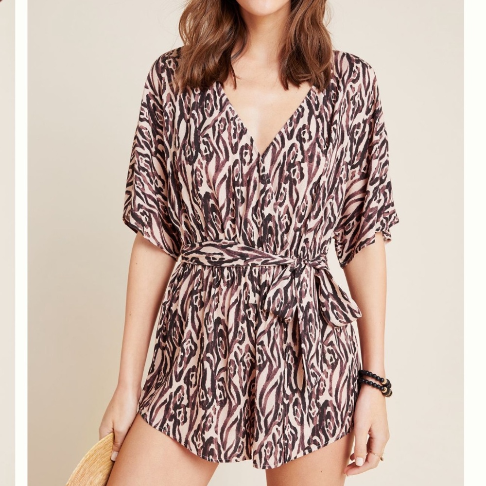 Anthropologie Didi Surplice Romper - size M
